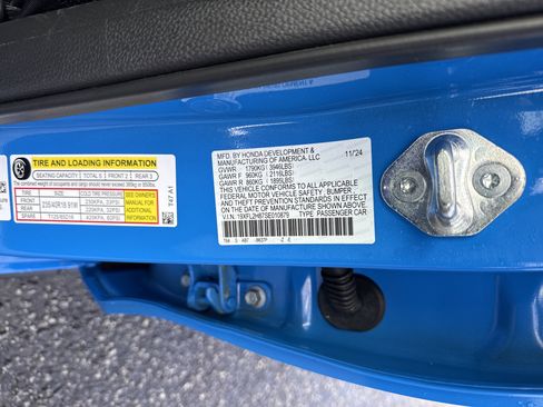 Certified 2025 Honda Civic Sport image 36