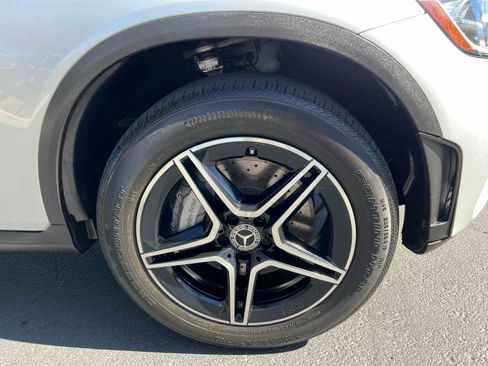 Used 2020 Mercedes-Benz GLC 300 4MATIC image 48