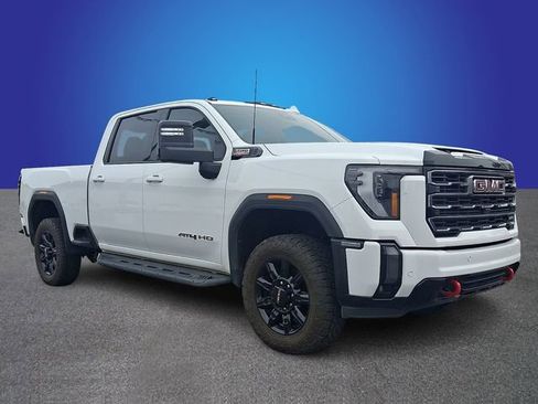 Used 2024 GMC Sierra 2500 AT4 w/ AT4 Premium Plus Package image 3