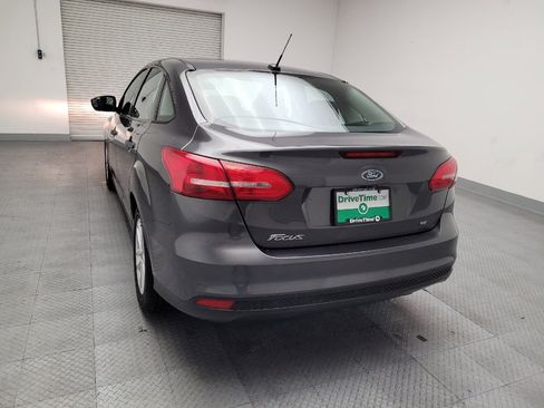 Used 2018 Ford Focus SE image 6
