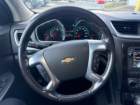 Used 2017 Chevrolet Traverse LT AWD/4WD image 22