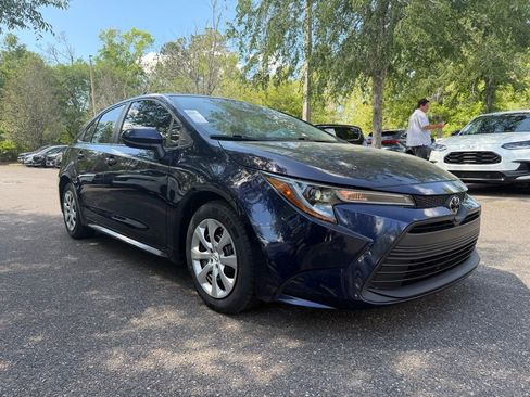 Used 2024 Toyota Corolla LE image 1