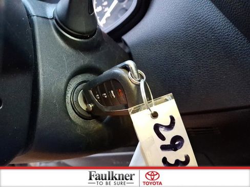 Certified 2023 Toyota Corolla LE image 22