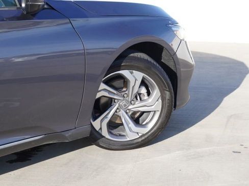 Used 2018 Honda Accord EX-L image 8