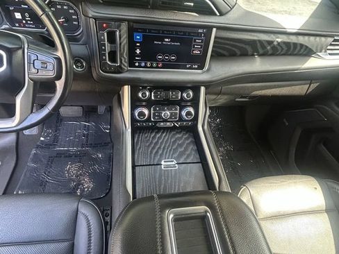 Used 2021 GMC Yukon Denali AWD/4WD image 19