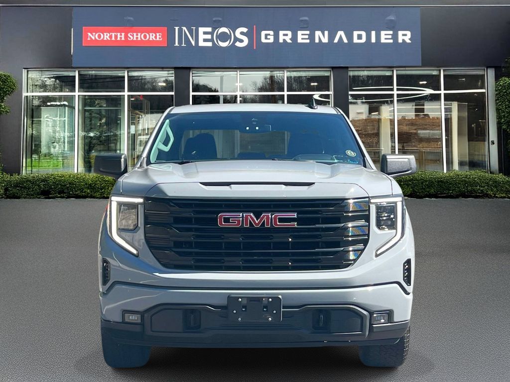 Used 2024 GMC Sierra 1500 Elevation w/ X31 Off-Road Package AWD/4WD image 2