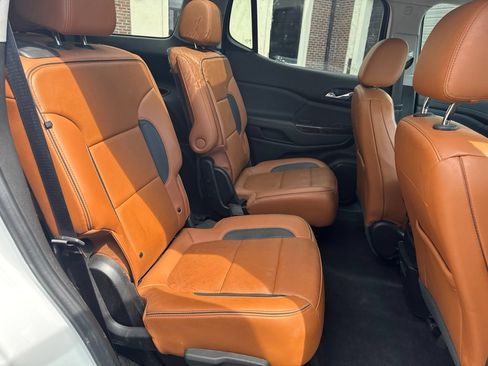 Used 2020 GMC Acadia AT4 w/ Driver Alert Package II AWD/4WD image 12