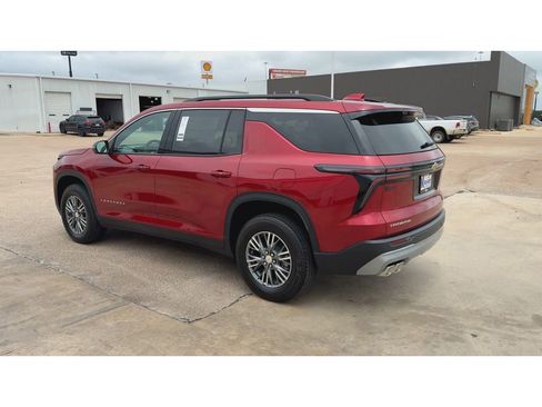 New 2026 Chevrolet Traverse LT w/ Driver Confidence Package FWD image 6
