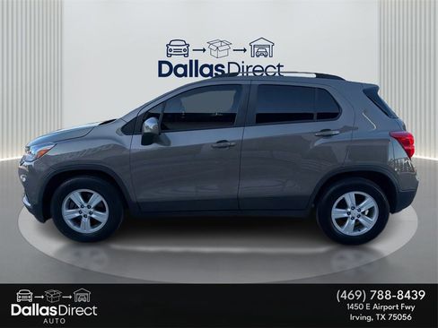 Used 2021 Chevrolet Trax LT w/ Driver Confidence Package image 9