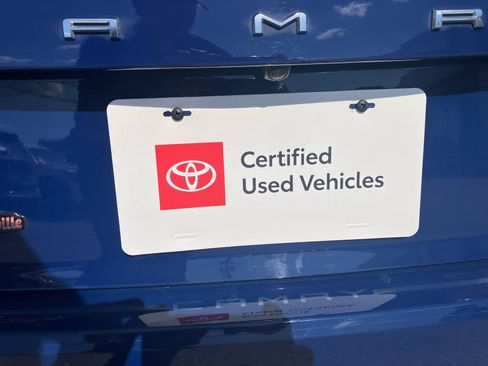 Used 2025 Toyota Camry XLE FWD image 2