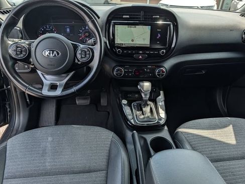 Used 2020 Kia Soul EX FWD image 13