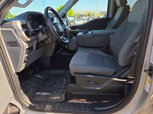 Used 2022 Ford F150 XLT w/ Equipment Group 301A Mid AWD/4WD image 19
