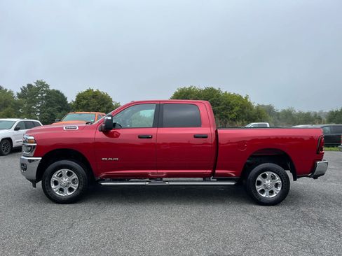 Used 2026 RAM 2500 Big Horn AWD/4WD image 6