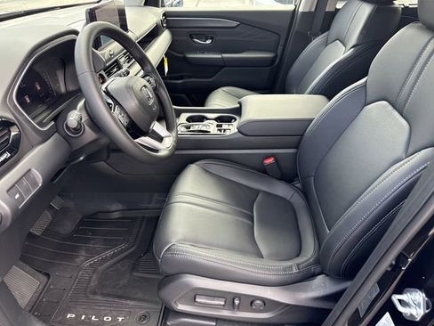 New 2026 Honda Pilot Touring image 11