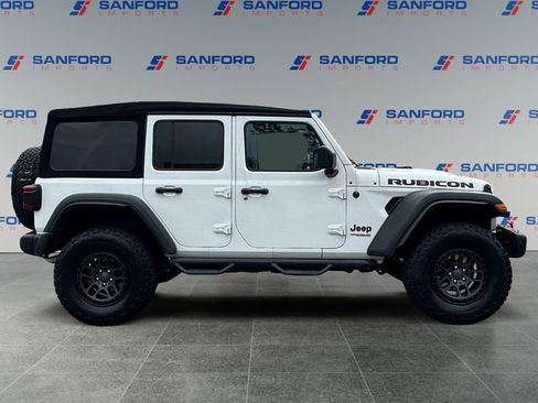 Used 2022 Jeep Wrangler Unlimited Rubicon AWD/4WD image 6