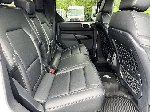 Used 2025 Ford Bronco Badlands AWD/4WD image 23