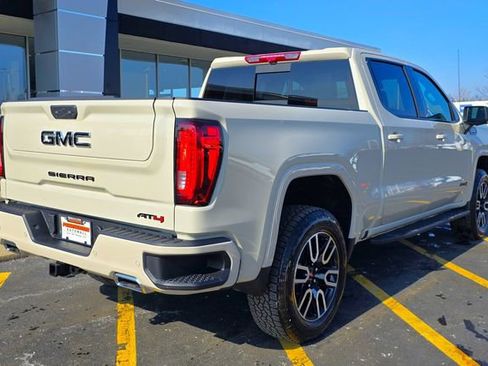 New 2026 GMC Sierra 1500 AT4 w/ AT4 Premium Package AWD/4WD image 8
