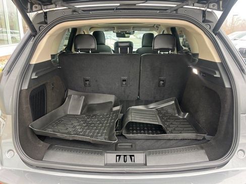 Used 2023 Lincoln Corsair AWD w/ Equipment Group 101A image 11