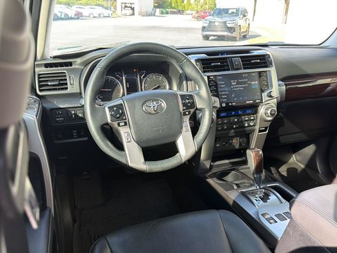 Used 2024 Toyota 4Runner Limited RWD image 18