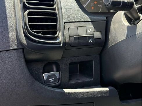 New 2026 RAM ProMaster 2500 w/ Storage Group FWD image 16
