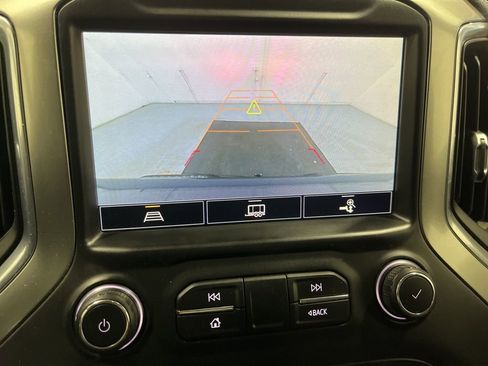 Used 2021 Chevrolet Silverado 1500 LT Trail Boss w/ Convenience Package II image 15