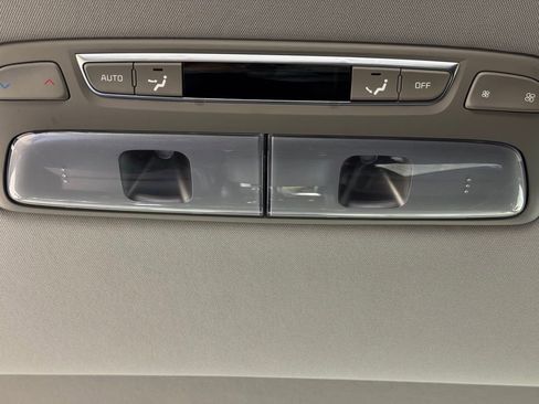 Used 2025 Kia Telluride S image 21