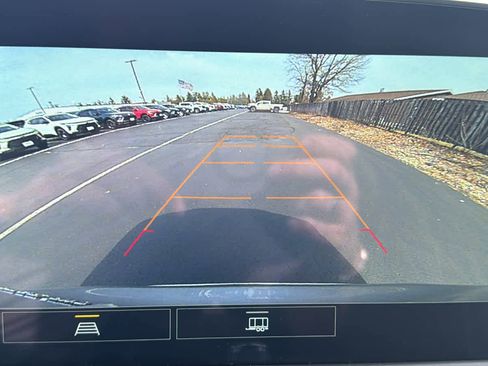 Certified 2024 Chevrolet Blazer LT w/ Convenience Package image 13