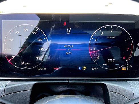 Used 2025 Mercedes-Benz C 300 4MATIC Sedan image 22