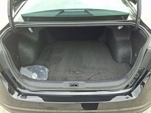 Certified 2025 Nissan Altima 2.5 S FWD image 28