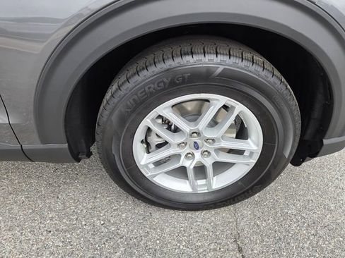 New 2026 Ford Explorer Active w/ Active Comfort Package image 14