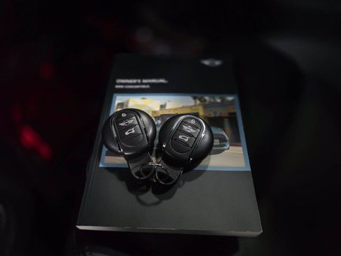 Used 2018 MINI Cooper S FWD image 36