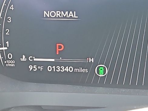 Used 2024 Acura MDX w/ Technology Package FWD image 9
