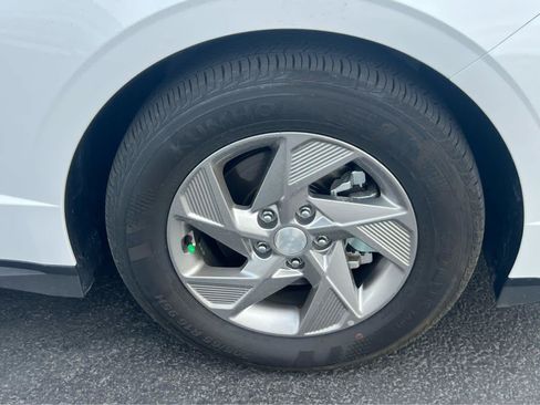 New 2026 Hyundai Sonata SE FWD image 16