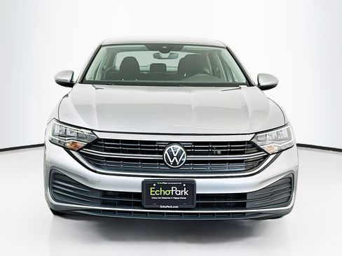 Used 2024 Volkswagen Jetta S FWD image 2