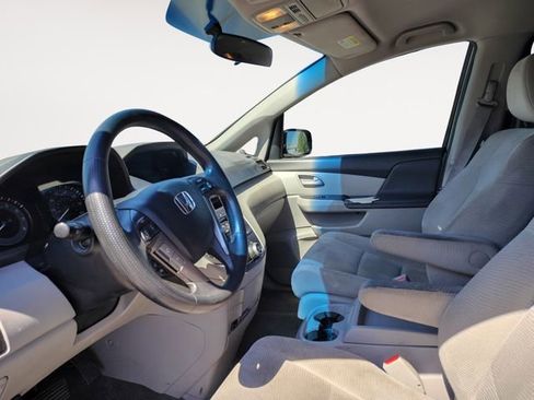 Used 2013 Honda Odyssey EX image 9