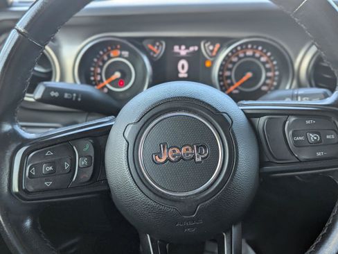 Used 2019 Jeep Wrangler Unlimited Sport S AWD/4WD image 22