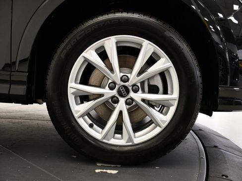 Used 2025 Audi Q3 2.0T Premium w/ Convenience Package image 17