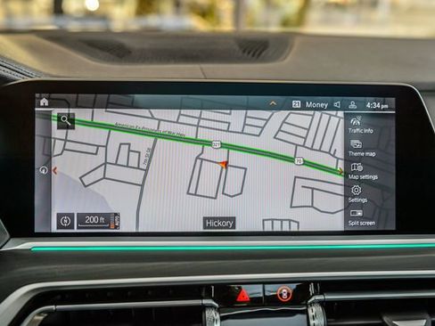 Used 2022 BMW X7 xDrive40i w/ M Sport Package image 22