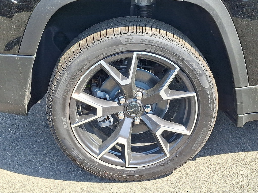 New 2026 Jeep Cherokee Overland w/ Advanced Pro Tech Group AWD/4WD image 5