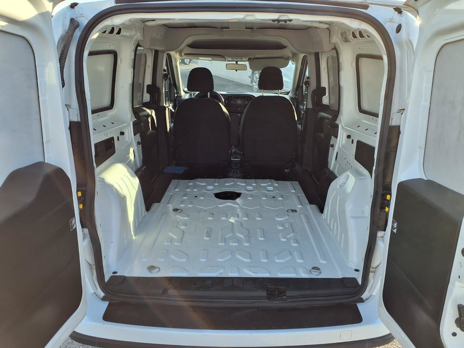 Used 2022 RAM ProMaster City Tradesman FWD image 26