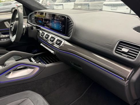 Used 2025 Mercedes-Benz GLE 63 AMG S image 18