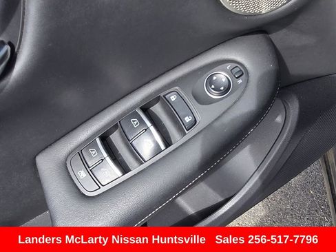 Used 2019 INFINITI QX50 Essential w/ Premium Heat Package image 23