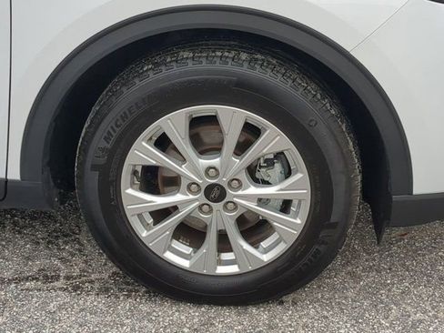 Used 2023 Ford Escape Active image 11