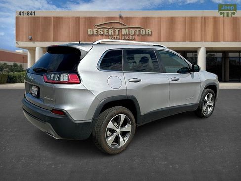 Used 2021 Jeep Cherokee Limited image 8