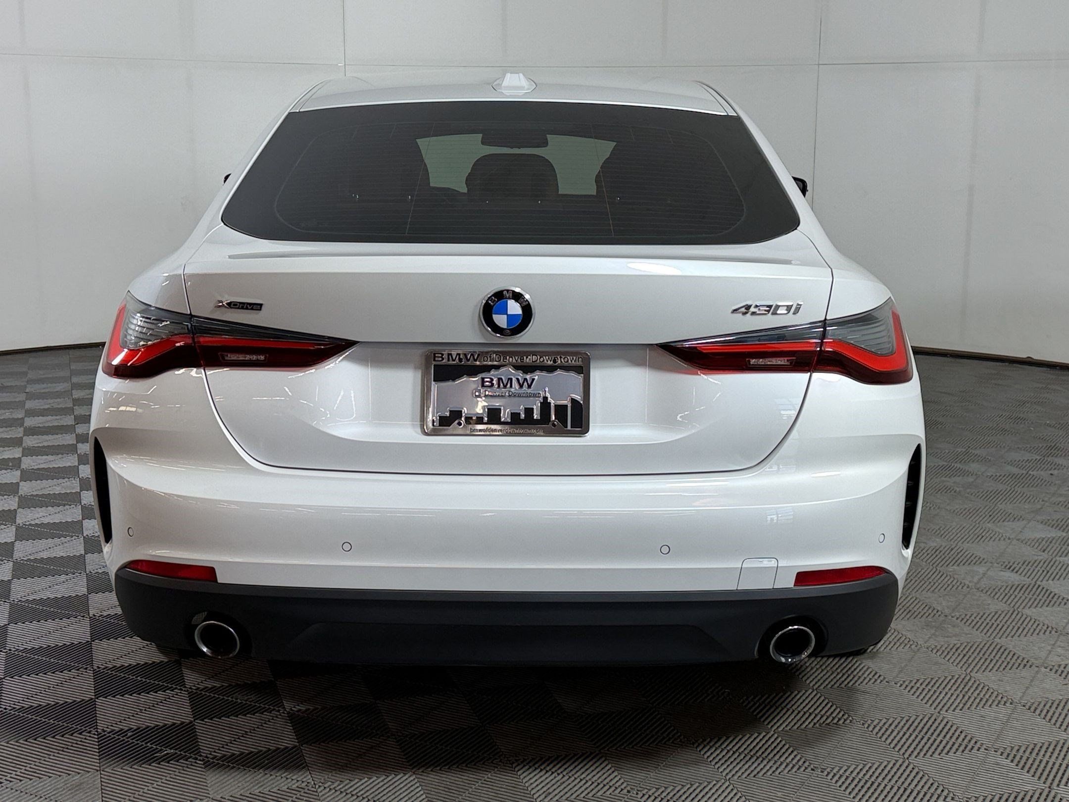 Used 2023 BMW 430i Gran Coupe xDrive w/ M Sport Package AWD/4WD image 10