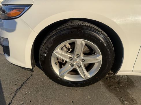 Used 2023 Chevrolet Malibu LS image 22