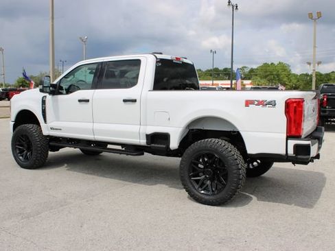 Used 2025 Ford F250 XLT w/ FX4 Off-Road Package AWD/4WD image 7