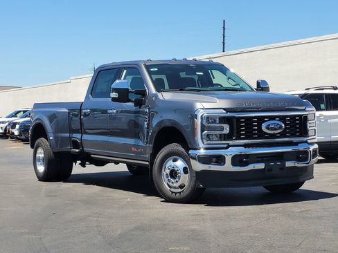 New 2026 Ford F350 Lariat w/ Lariat Ultimate Package AWD/4WD image 1