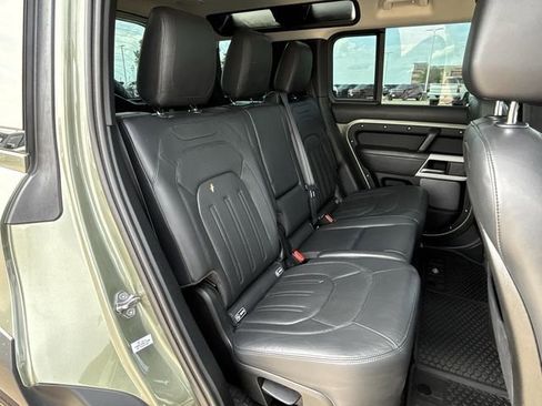 Used 2020 Land Rover Defender 110 HSE AWD/4WD image 29