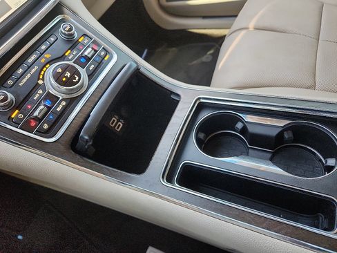 Used 2020 Lincoln Continental Reserve w/ Luxury Package AWD/4WD image 26